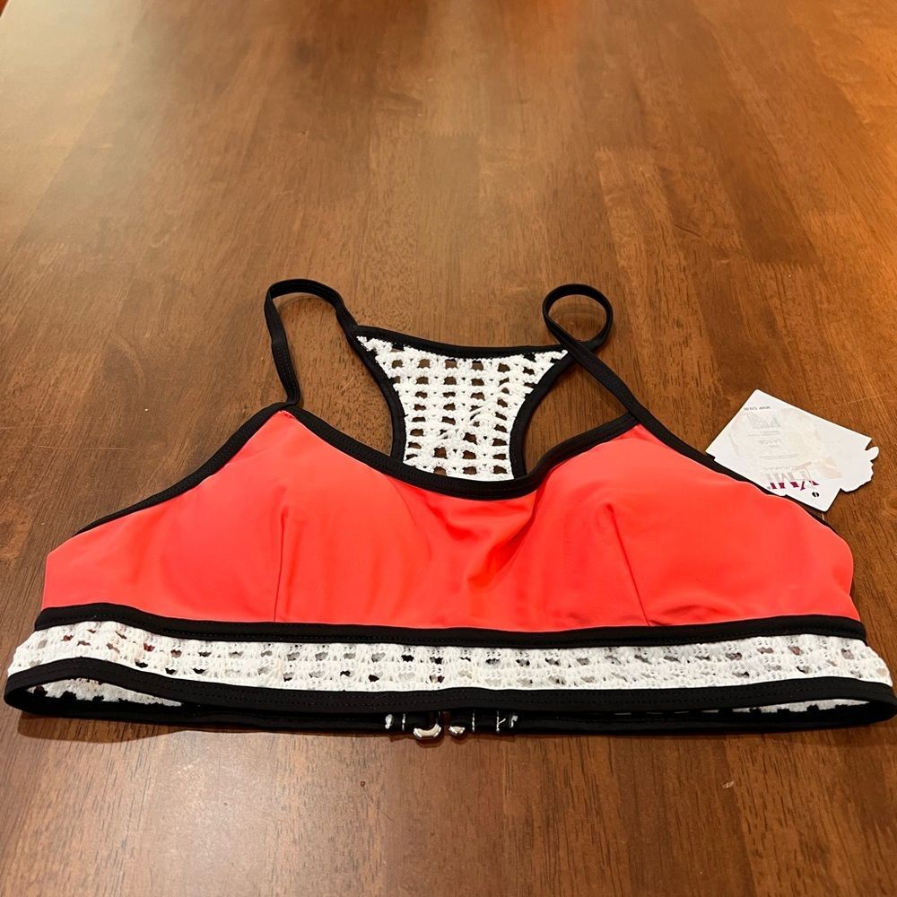 YMI Coral Crochet Racerback Bikini Bra. Size L NWT